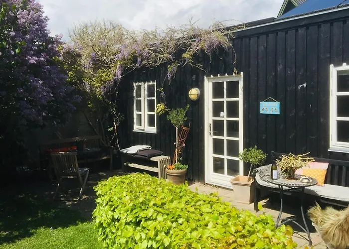 Проживание в семье Strandvaerelserne